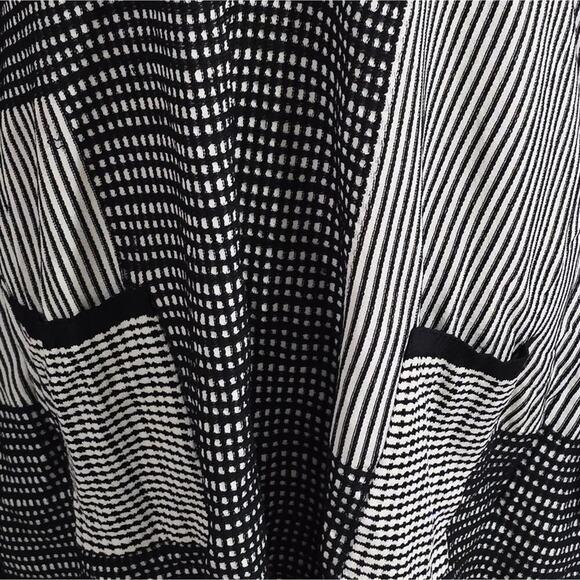 Chico's Black and White Oversized Patchwork Look Street Poncho‎ Size S / M - Picture 6 of 8